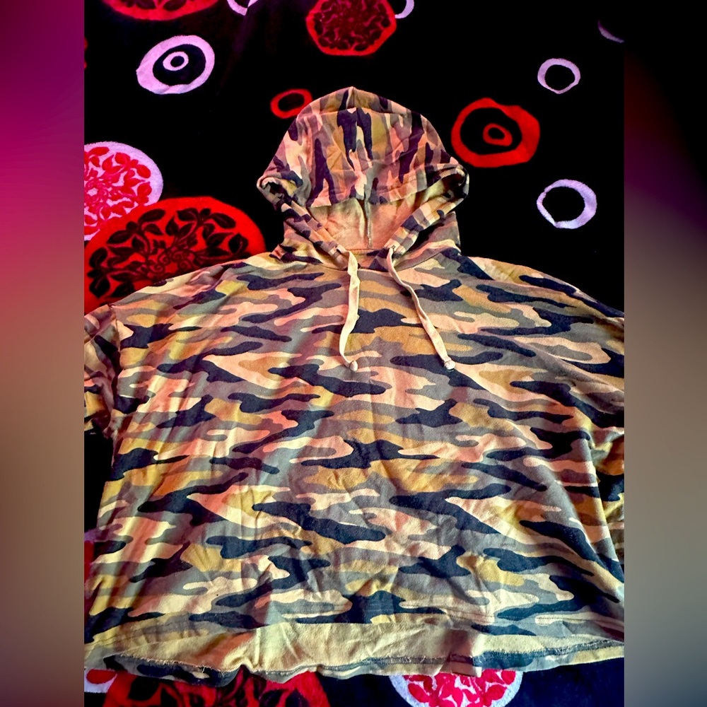 Camp hoodie